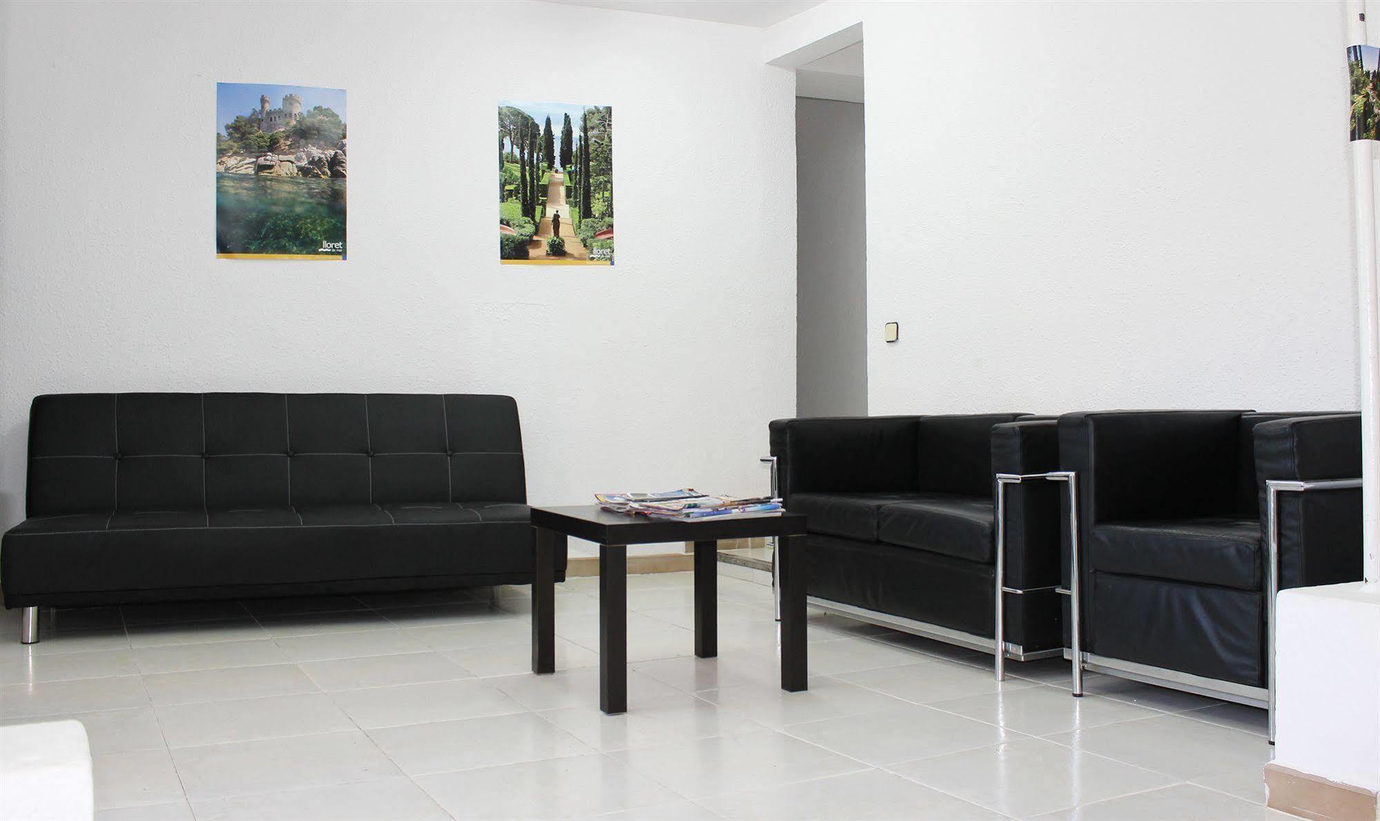 Apartamentos Ar Enjoy Bellavista Лорет де Мар Екстериор снимка