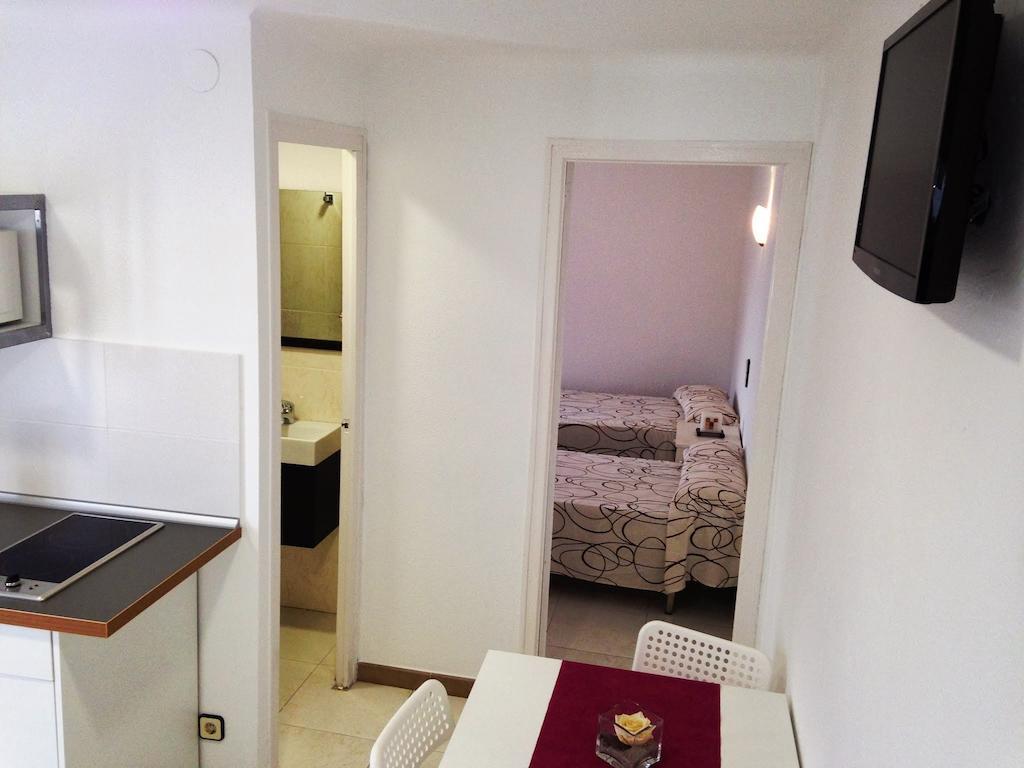 Apartamentos Ar Enjoy Bellavista Лорет де Мар Екстериор снимка